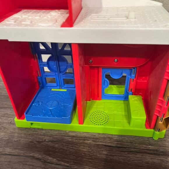 Little People Pet Rescue playset with figures - Picture 7 of 7